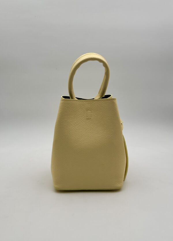 giallo-chiaro